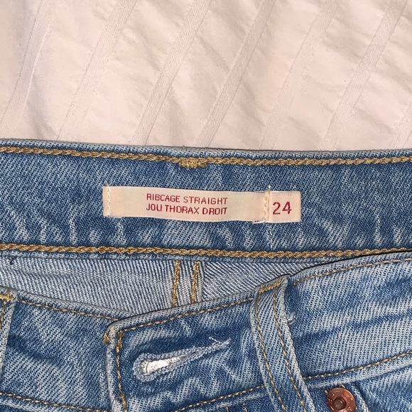 levi’s ribcage straight ripped jeans - Picture 3 of 4